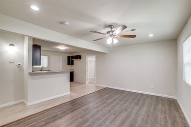 2905 Stallings Dr, Houston, TX 77088 - photo 4