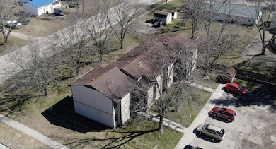 Corning Apartments, Farwell, MI 48622 - photo 3