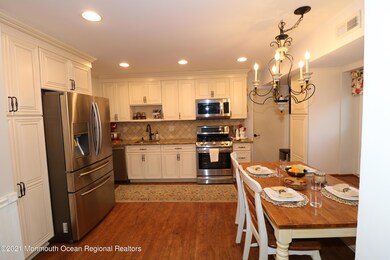 31 Marc Dr, Manalapan, NJ 07726 - photo 6