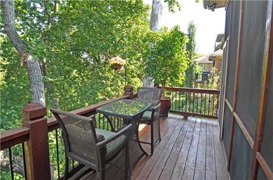 ...it is attached to this lovely grill deck - perf