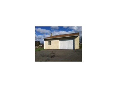 Parking Lot/Garage.