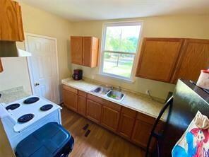 610 W 6th St, Bonham, TX 75418 - photo 7