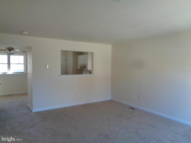 303 N Fremont Ave, Baltimore, MD 21201 - photo 3