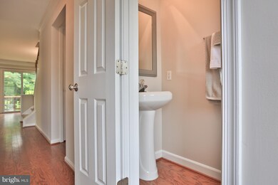 unlisted-address, Chantilly, VA 20151 - photo 5