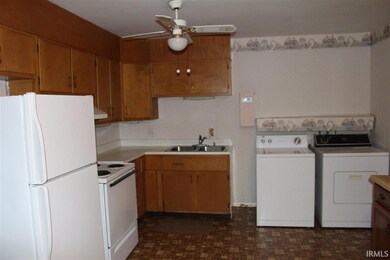 313 Holiday Dr, Attica, IN 47918 - photo 4