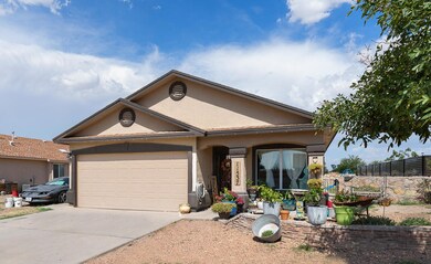 11537 Flor Liatris Dr, Socorro, TX 79927 - photo 3