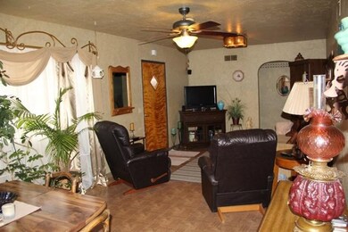 903 S Madison St, Hugoton, KS 67951 - photo 5