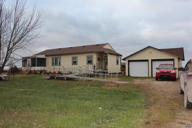 12279 S Docking Rd, Burlingame, KS 66413 - photo 2