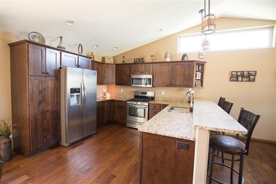 1209 38th St, Spirit Lake, IA 51360 - photo 4