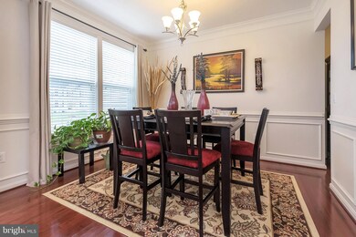 3813 Grafton Ct, Triangle, VA 22172 - photo 5