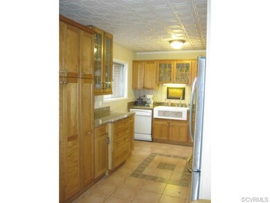 9304 Lester Ln, Henrico, VA 23229 - photo 5