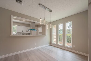 7331 Wood Bluff Blvd, Houston, TX 77040 - photo 4