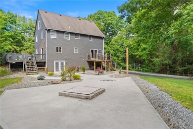 420 Maureen Cir, Mapleville, RI 02839 - photo 2