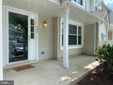 702 Oliphant Ln unit 702, Mount Laurel, NJ 08054 - photo 3