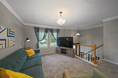 32 S Brook Pebble Ct, Spring, TX 77380 - photo 2