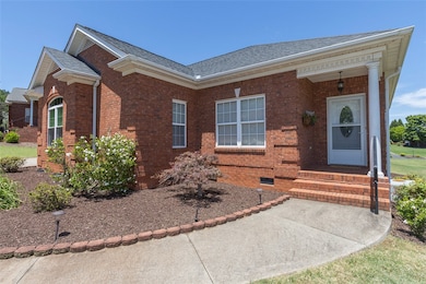 207 Green Chase W, Anderson, SC 29621 - photo 2