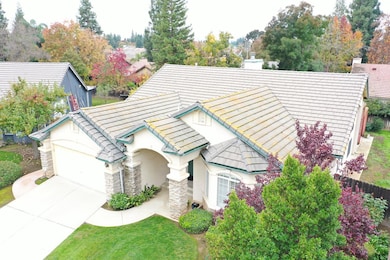 2302 E Rush Ave, Fresno, CA 93730 - photo 4