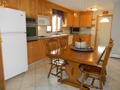 14 Myrtle St unit 1, Malden, MA 02148 - photo 4
