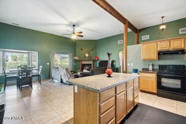 Kitchen/ Great room