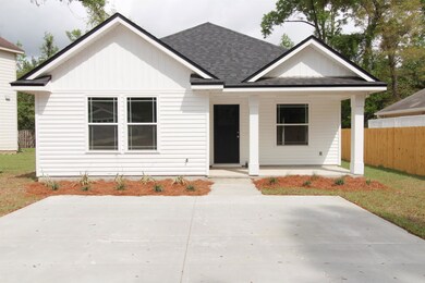 120 Lance Ln, Crawfordville, FL 32327 - photo 2