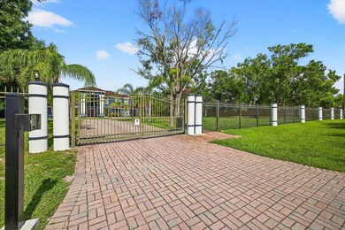 2555 Bryan Ln, Tarpon Springs, FL 34688 - photo 6