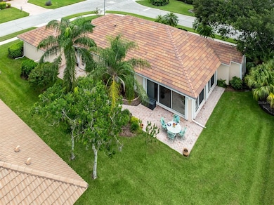 155 Grand Oak Cir, Venice, FL 34292 - photo 4