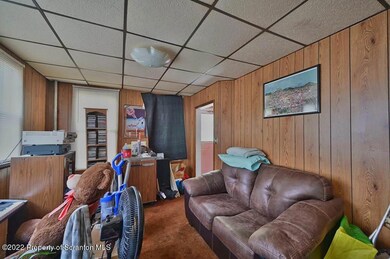 819-821 Delaware St, Scranton, PA 18509 - photo 4