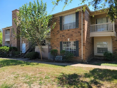 2626 Holly Hall St unit 403, Houston, TX 77054 - photo 5