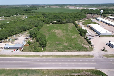 2410 N 9th St, Salina, KS 67401 - photo 4