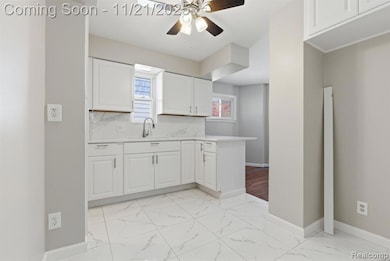 1781 Brys Dr, Grosse Pointe Woods, MI 48236 - photo 7