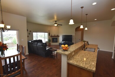 6506 Club House Dr, Farmington, NM 87402 - photo 2