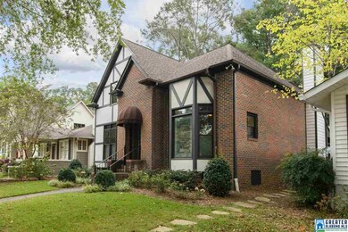 515 Edgeland Place, Birmingham, AL 35209 - photo 3