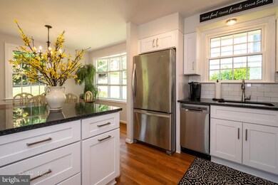 1413 Locust Ave, Towson, MD 21204 - photo 4