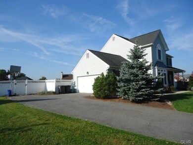 668 Ryan Dr, Allentown, PA 18103 - photo 4