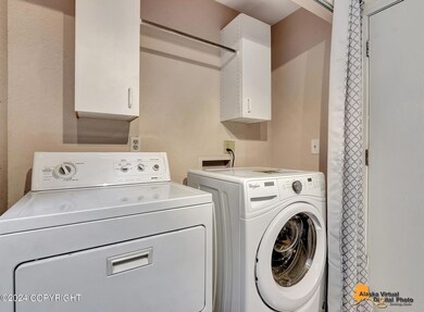 Washer/Dryer on first level