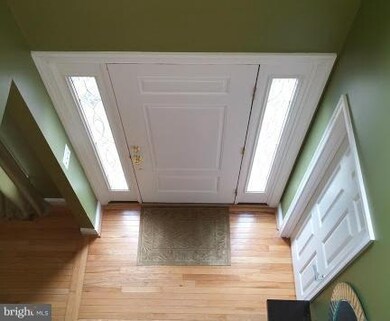 44195 Cross Bow Ln, California, MD 20619 - photo 2