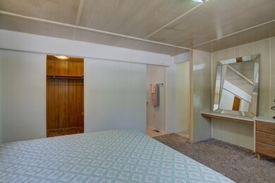 2100 Cloverlawn Dr, Grants Pass, OR 97527 - photo 6