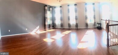 8553 Crooked Tree Ln, Laurel, MD 20724 - photo 5