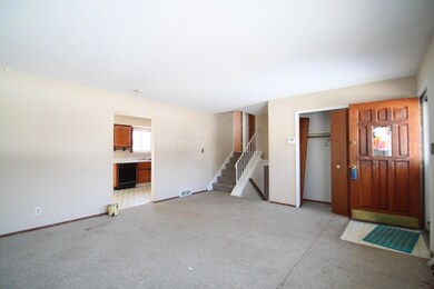 4842 Northtowne Blvd, Columbus, OH 43229 - photo 6