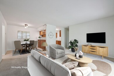 N110W17098 Ashbury Ln unit 5, Germantown, WI 53022 - photo 4