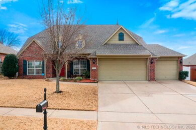 7209 E Jackson St, Broken Arrow, OK 74014 - photo 2