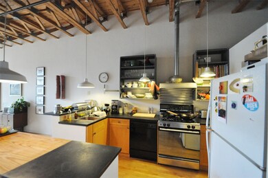 11 Village St unit 2, Somerville, MA 02143 - photo 5