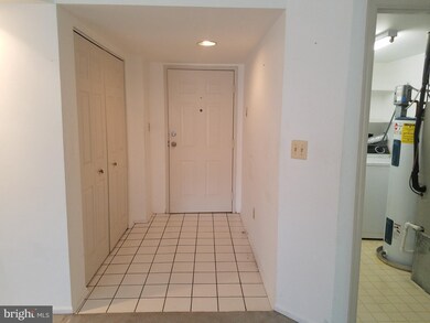 2901 Fallstaff Rd unit 206, Baltimore, MD 21209 - photo 3