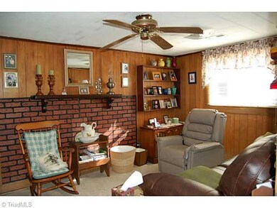 5387 Seagrove Plank Rd, Asheboro, NC 27205 - photo 2