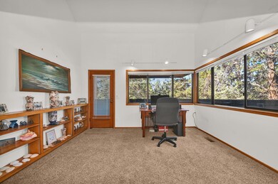 1500 NE 11th St-11