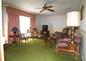 40 Ryan Ave, Tamaqua, PA 18252 - photo 4