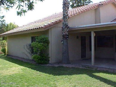 Mature Back Yard!