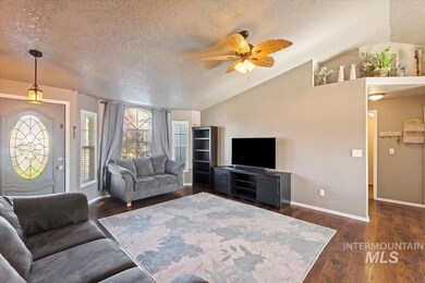 106 W Crestwood Dr, Nampa, ID 83686 - photo 4