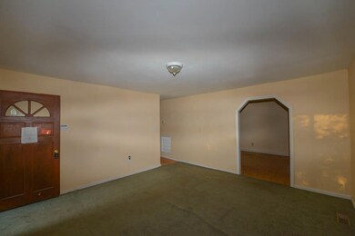 Interior (1 of 1)-2