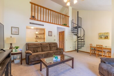 17 Cork Cir unit 17C, Millville, MA 01529 - photo 5